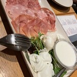 オービカ モッツァレラバー 横浜店 - 