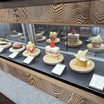 bonieu - 右端のケーキも気になる、シュークリームも（全部）