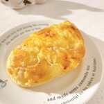 へんこつパン - ハムチーズ 200円
生地がモッチモチ♡ すごく美味しいパン♬