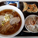 ラーメン 味の駅 - まんぷくセット(1,000円也) なかなか美味い♪