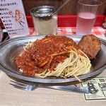 スパゲッティーのパンチョ - ☑️ミートソースメガ『よく焼き』(600g)¥890
　※食券を渡す際に『よく焼き』を申告❗️
　※並400g、大盛り500g、メガ600g迄
　　セレクト可能
☑️銘柄豚のメンチカツ¥240