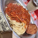 スパゲッティーのパンチョ - ☑️ミートソースメガ『よく焼き』(600g)¥890
　※食券を渡す際に『よく焼き』を申告❗️
　※並400g、大盛り500g、メガ600g迄
　　セレクト可能
☑️銘柄豚のメンチカツ¥240