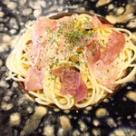 イタリアン食堂 horn - 生ハムペペロンチーノ