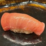 292427860 - 中トロ