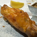 まごめ酒肴 神徳 - 手羽先唐揚げ（隣のお客さんにシェアいただいた）