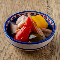 季節野菜の自家製ピクルス
