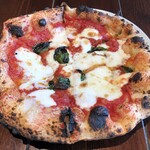 マルゲリータパリアッチョ - ランチマルゲリータ（サラダ付き）：１５００円