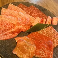 焼肉うしごろ 新宿三丁目店 - 