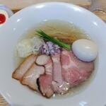 宍道湖しじみ中華蕎麦 琥珀 東京本店 - 