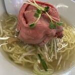 ラーメン悟空 - 牛レアチャーシューメン