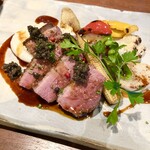 フタツボシ - ◯ 鴨ムネ肉のロースト　トリュフソース
