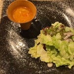 il Ktutti - 玉ねぎ、トマト等細かく刻んだミネストローネ&新鮮サラダ♪