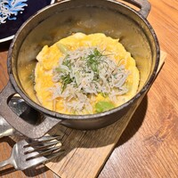 biodinamico - しらすとそら豆のフリッタータ