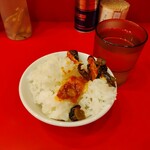 麺屋 旭 - 税込み１００円食べ放題ライス