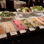 ロウリーズ・ザ・プライムリブ 恵比寿ガーデンプレイス店 - サラダバー