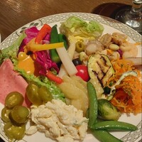 ロウリーズ・ザ・プライムリブ 恵比寿ガーデンプレイス店 - てんこ盛り