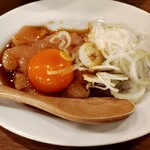 新時代 - とり刺しユッケ