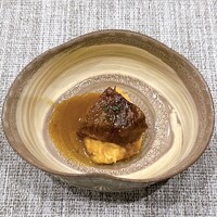 日本料理 こうしゅう庵 - 頬肉の紹興酒煮