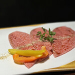 黒毛和牛焼肉 虎斑 - 