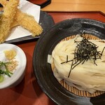 驛釜きしめん - 