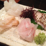 酒盃 - 2014年7月末。お刺身各種。絶品。