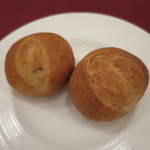 metro cafe でぐち弐番 - 全粒粉とライ麦のプチパン