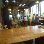 レストラン 最高地点 - ランチタイムを過ぎてもお客さんで賑わいます