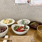 オーガニックレストラン 野菜デリ みどりえ - 4種のデリセット