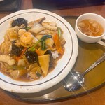 三宝亭 - 五目中華飯　1045円税込