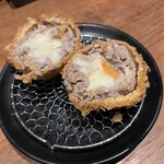 とんかつ ここまでやるか。 - メンチカツ