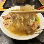 超純水採麺 天国屋 - 玉ねぎもたっぷり入っています