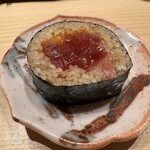 すが弥 - 写真では迫力が伝わりきらない鉄火巻き