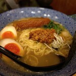 大鷹ラーメン - 角玉赤鷹らーめん(1,050円)