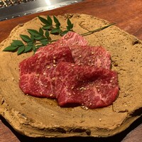 京都 和牛料理 一石三鳥 - タレ焼肉盛り合わせ２種