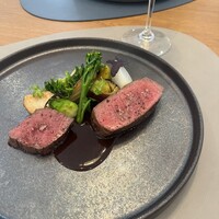 RESTAURANT Y - 