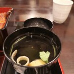 鰻の成瀬 - 吸い物は即席の様な物で、肝吸いではありません!