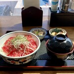 アオハタ鮮魚店 - 提供のズ