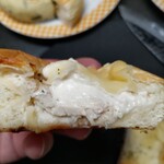 パン工房 麦の里 - 断面