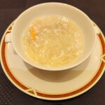 中国料理 翆陽 - 蟹と筍のスープ卵白仕立て