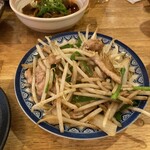 皆様酒場 大衆 昭和ゴールデン - 肉ニラもやし炒め