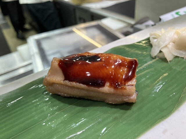 立ち食い寿司 根室花まる 東京ミッドタウン八重洲店>