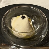 TOKYO Whisky Library - 