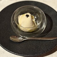 TOKYO Whisky Library - ①新玉ねぎのパンナコッタ キャビア添え