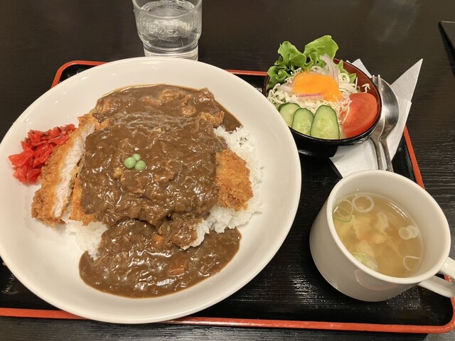 三浦屋（陸前赤井）カレー専門店 | 東松島市