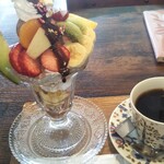 喫茶 あじさい - チョコパフェ、珈琲