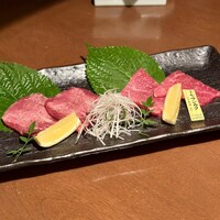 松阪牛炭火焼肉 東海亭 - 