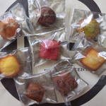 アンリシャルパンティエ 水戸京成店 - プティ・ガトー