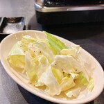焼肉 ハラミ馬鹿 - つきだし キャベツ