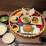 和食とバル 岳 - 料理写真:限定10食の花籠御膳1980円