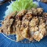 YOi Japanese Restaurant - ボリュームのあるトンカツ